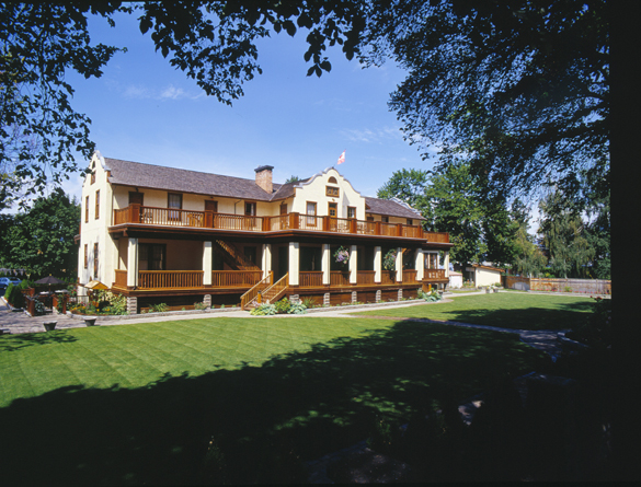 Naramata-Heritage-Inn-&-Spa Naramata-Heritage-Inn-&-Spa