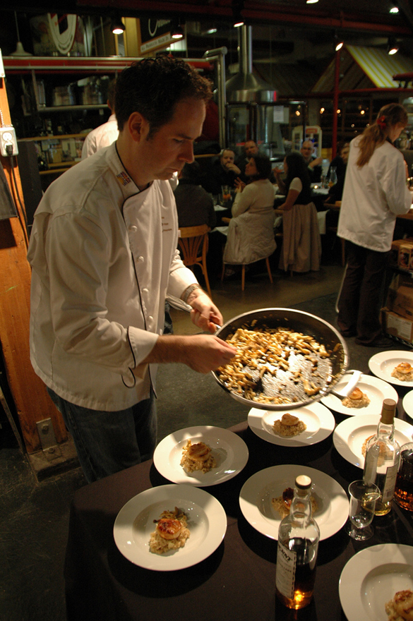 eric-cooking-at-market-dinn eric-cooking-at-market-dinn