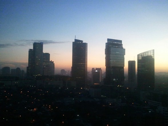 2011-05-04-05.35.49