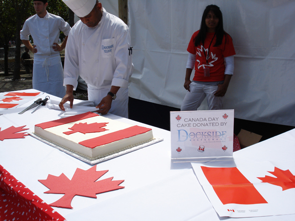 Canada-Day-Cake