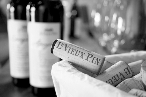 Le Vieux Pin is located at 34070-73th Street outside Oliver, BC in the Okanagan Valley | 250-498-8388 | levieuxpin.ca